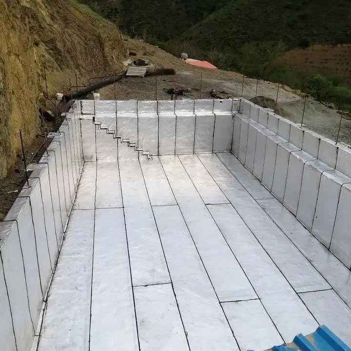 فروش و نصب انواع ایزوگام نقد و اقساط بلند مدت|مصالح و تجهیزات ساختمان|شیراز, میانرود|دیوار