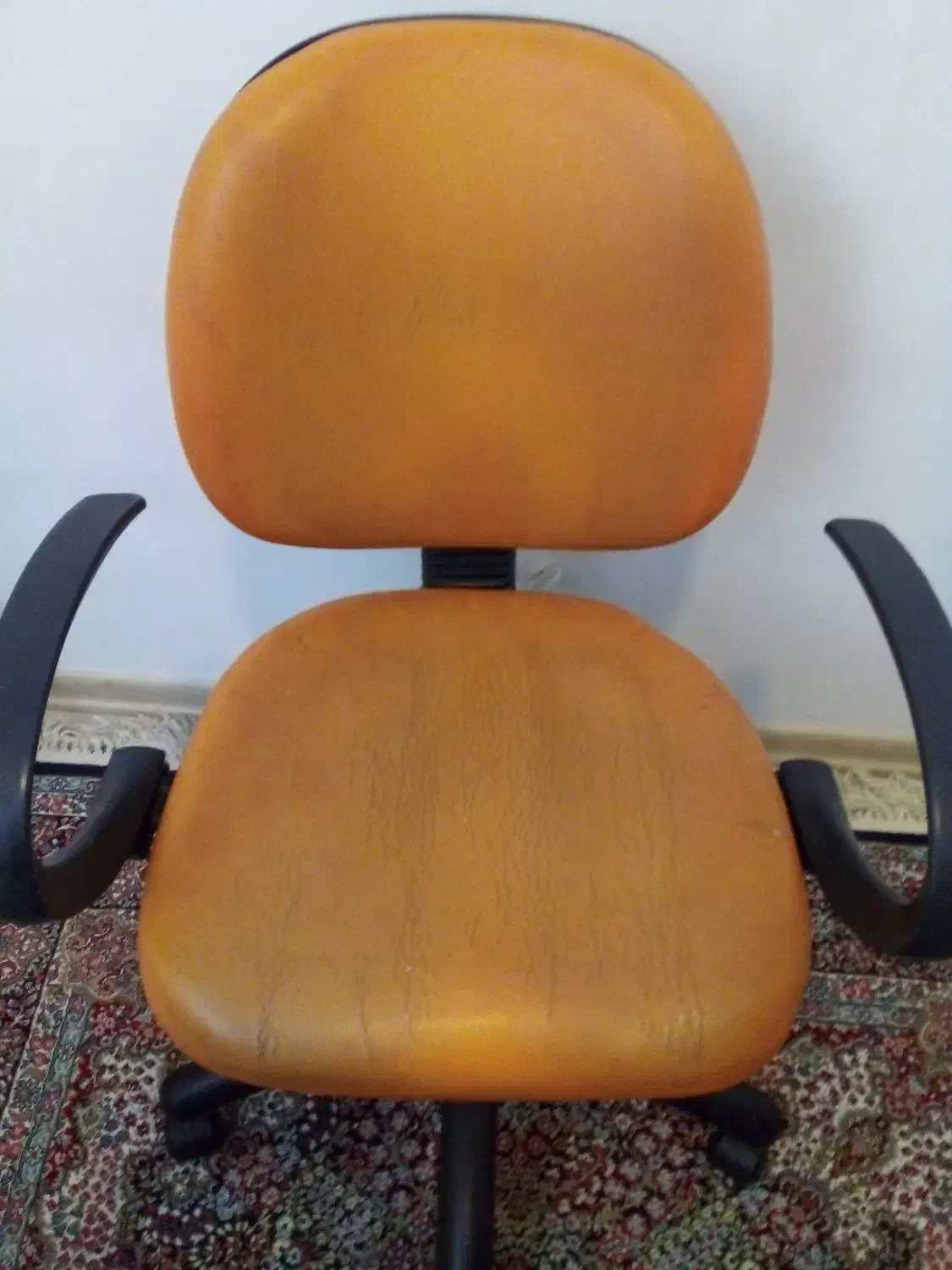 صندلی چرخان و جک دار کامپیوتر|صندلی و نیمکت|گلبهار, شهر جدید گلبهار|دیوار