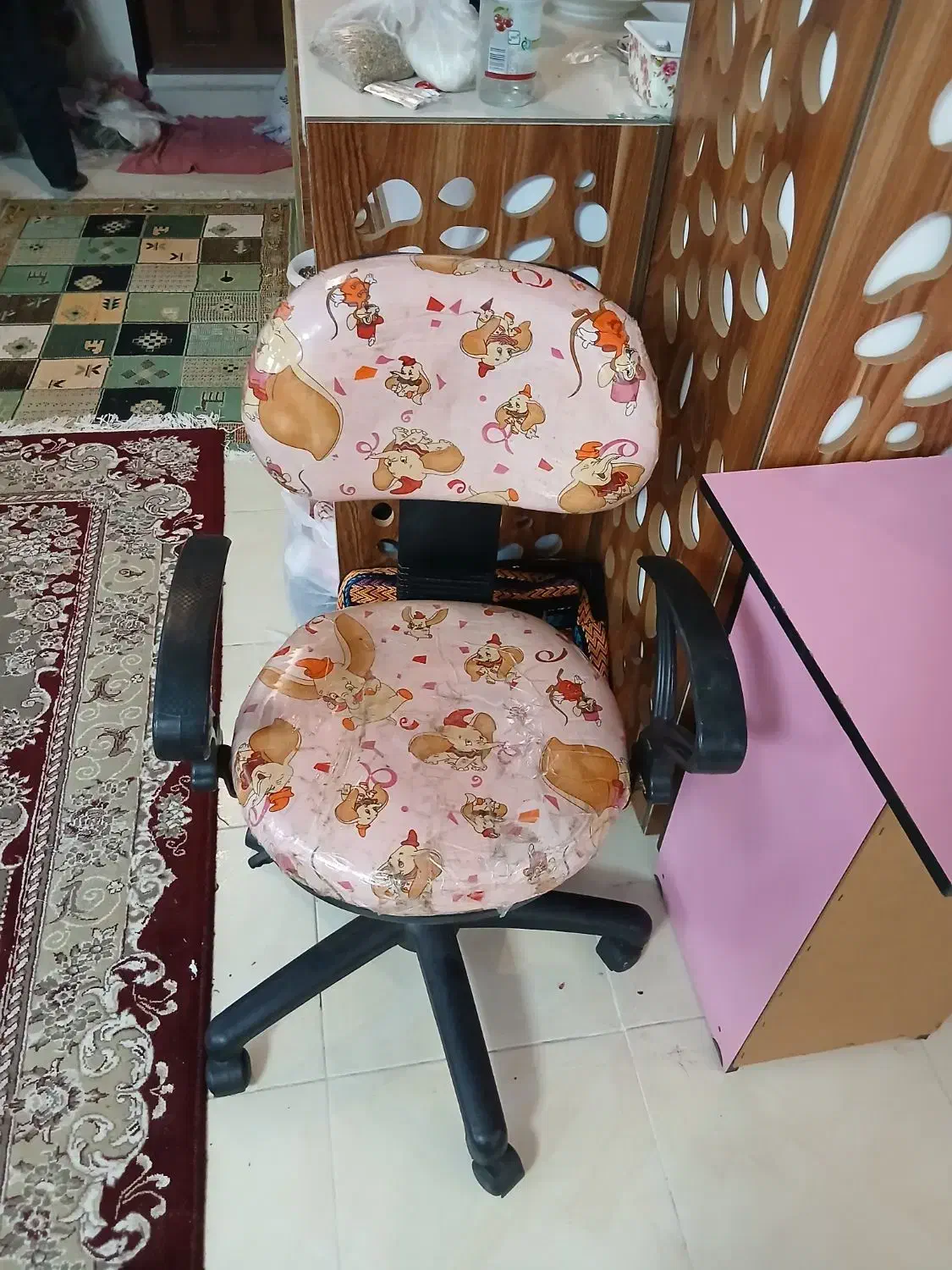 میز وصندلی|میز تحریر و کامپیوتر|رشت, لاکان|دیوار