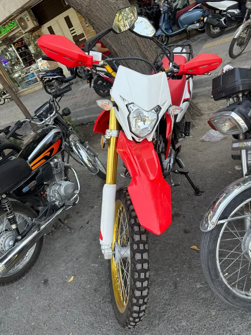 فروش موتور مدل نیکتاز ۱۴۰۴|موتورسیکلت|خمینی‌شهر, |دیوار