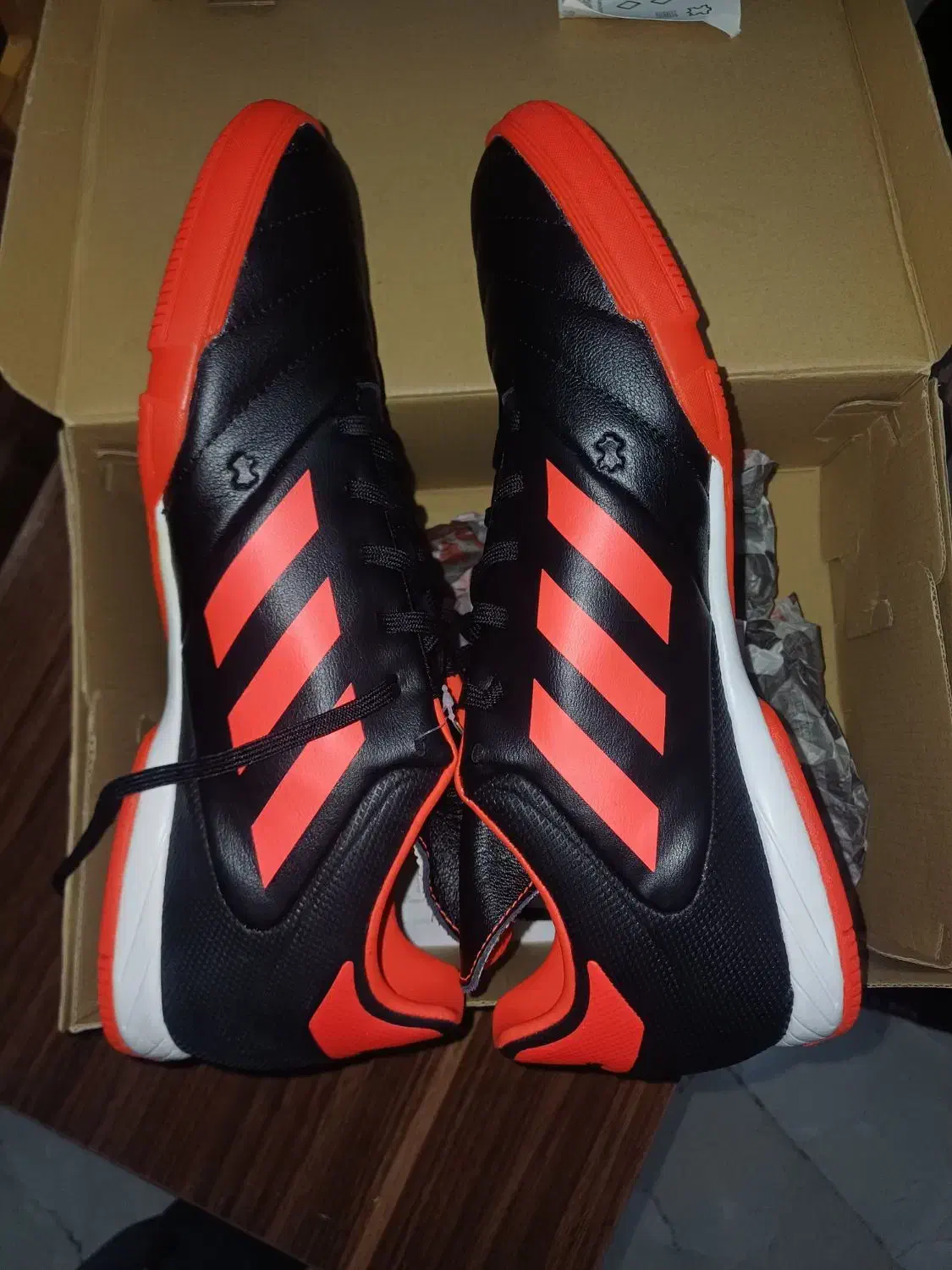 کتانی اورجینال سالنی adidas|کیف، کفش، کمربند|تهران, امانیه|دیوار