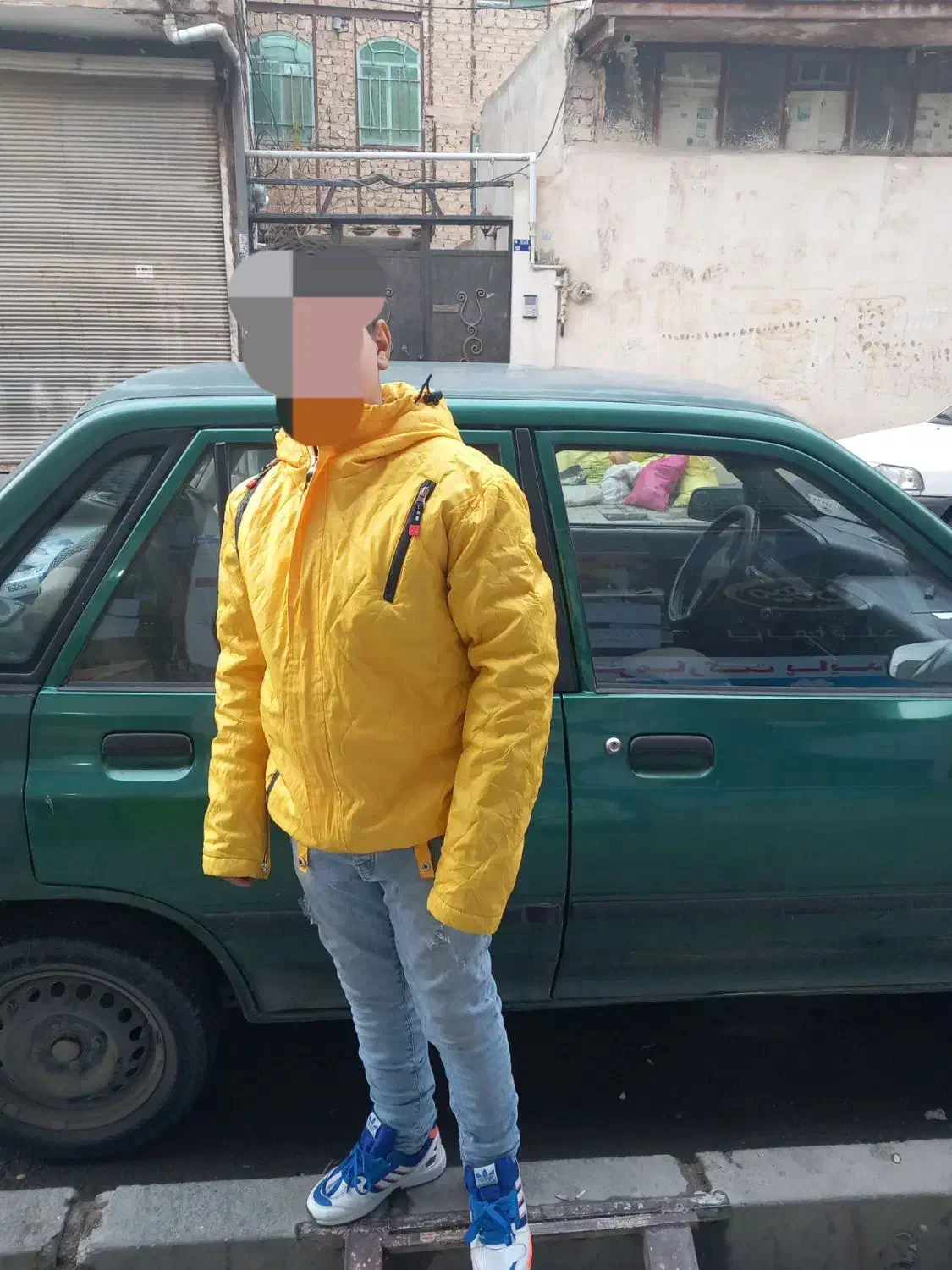 سرقت شده|اشیا|رباط‌کریم, نصیرشهر|دیوار