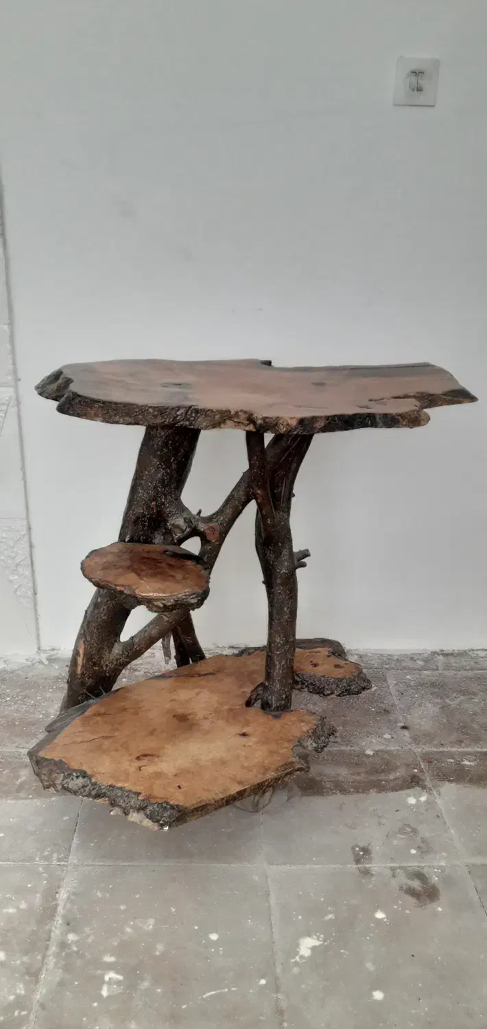 فروش میز چوبی قدیمی|صنایع دستی و سایر لوازم تزئینی|سبزوار, ولیعصر (نجار آباد)|دیوار