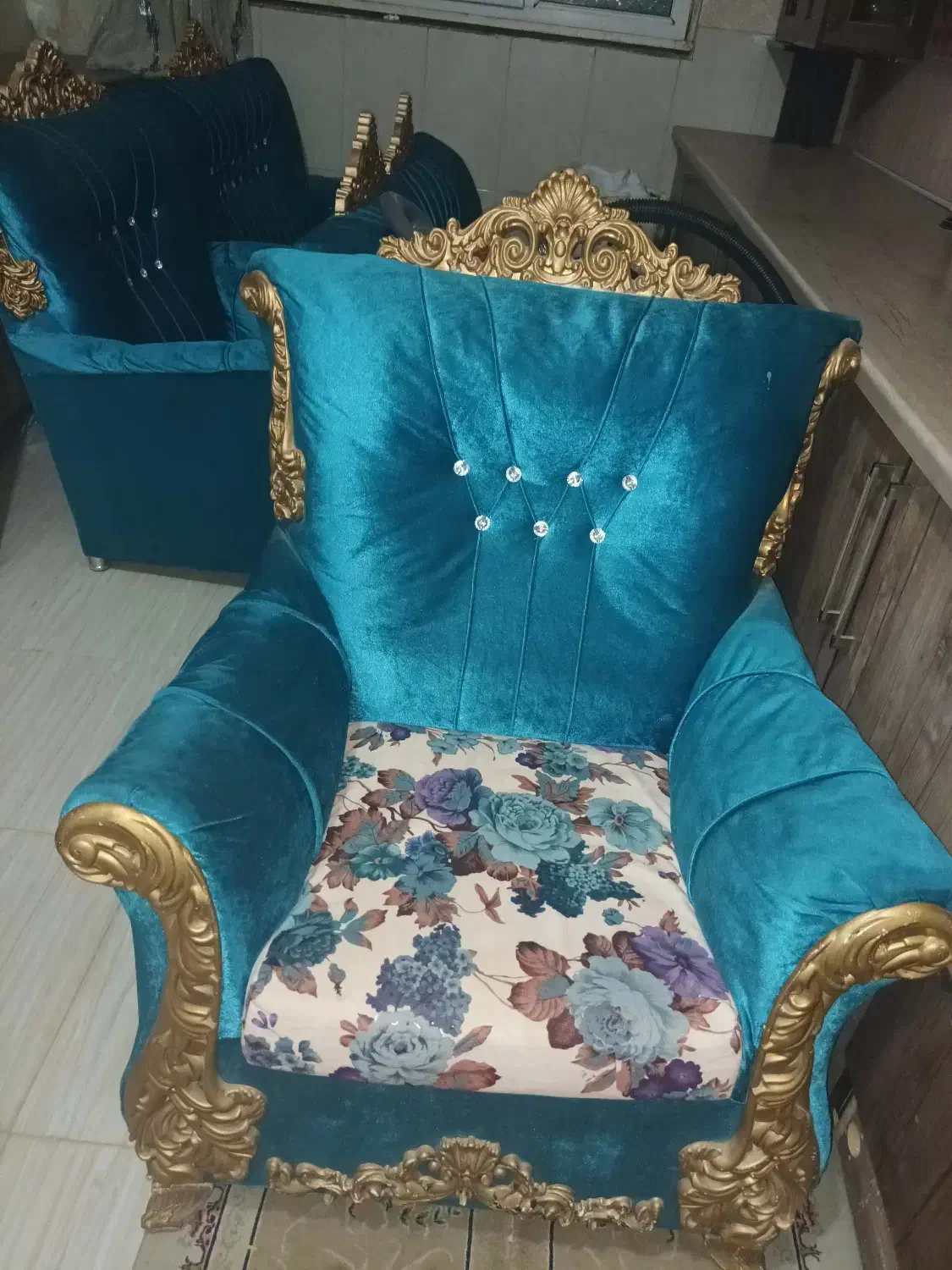 یک دست مبل ۷ نفره|مبلمان خانگی و میز عسلی|مشکین‌دشت, |دیوار