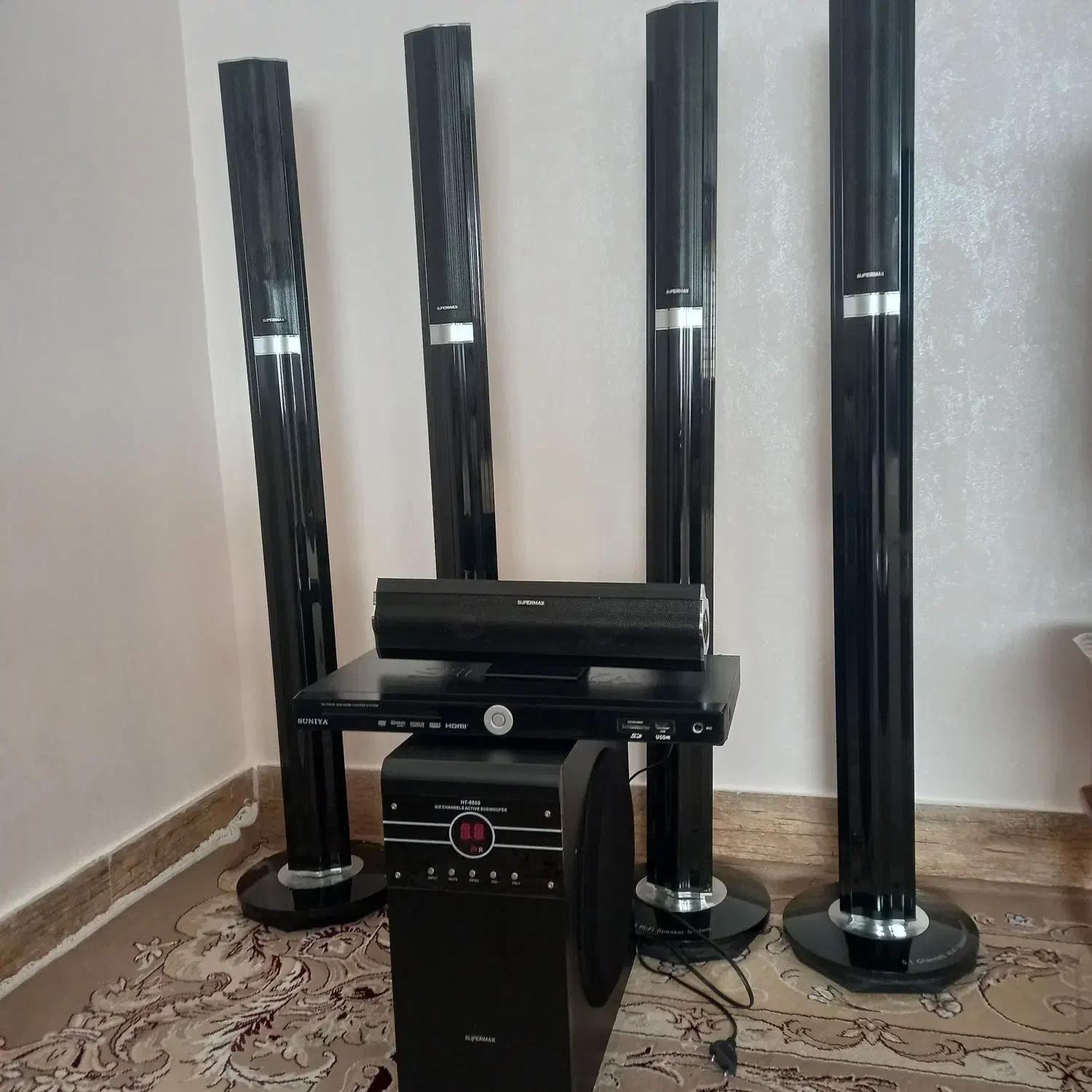 سینمای خانواده به همراه یک دستگاه دی وی دی|سیستم صوتی خانگی|خرمدره, |دیوار