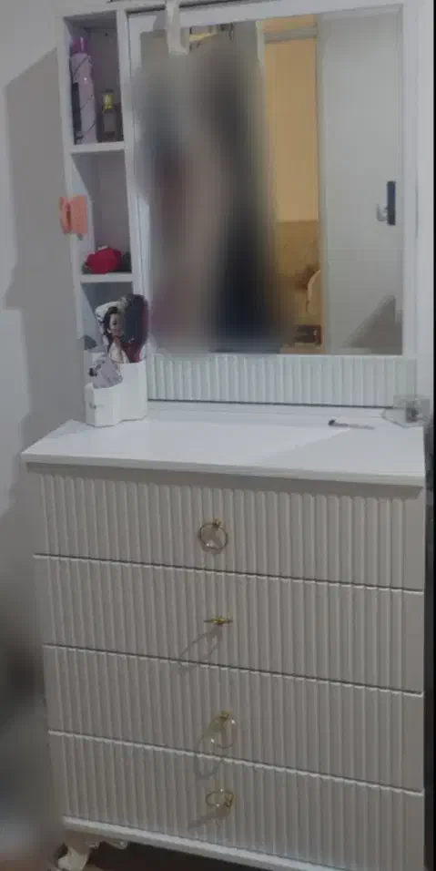 کمد. میزاارایش. میز خیاطی|جاکفشی، کمد، دراور|قم, سید معصوم|دیوار