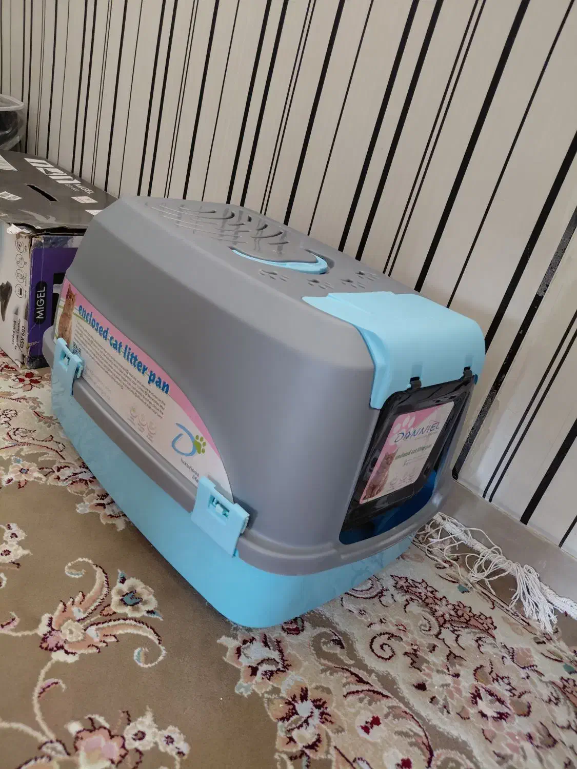 کیف ،باکس خاک،ظرف غذا و شانه تخلیه گربه|لوازم جانبی حیوانات|خمینی‌شهر, |دیوار