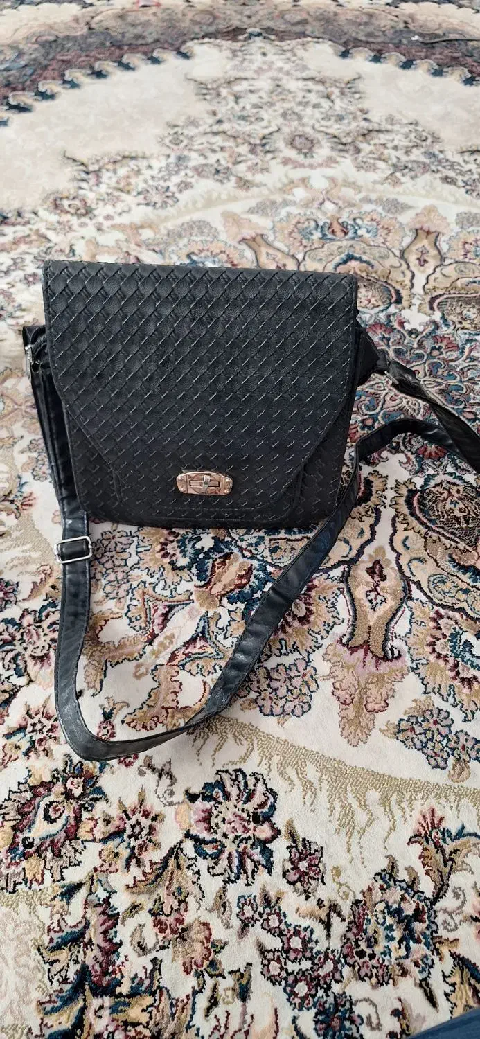 کیف با قیمت مناسب|کیف، کفش، کمربند|تربت‌حیدریه, شهرک ولیعصر|دیوار