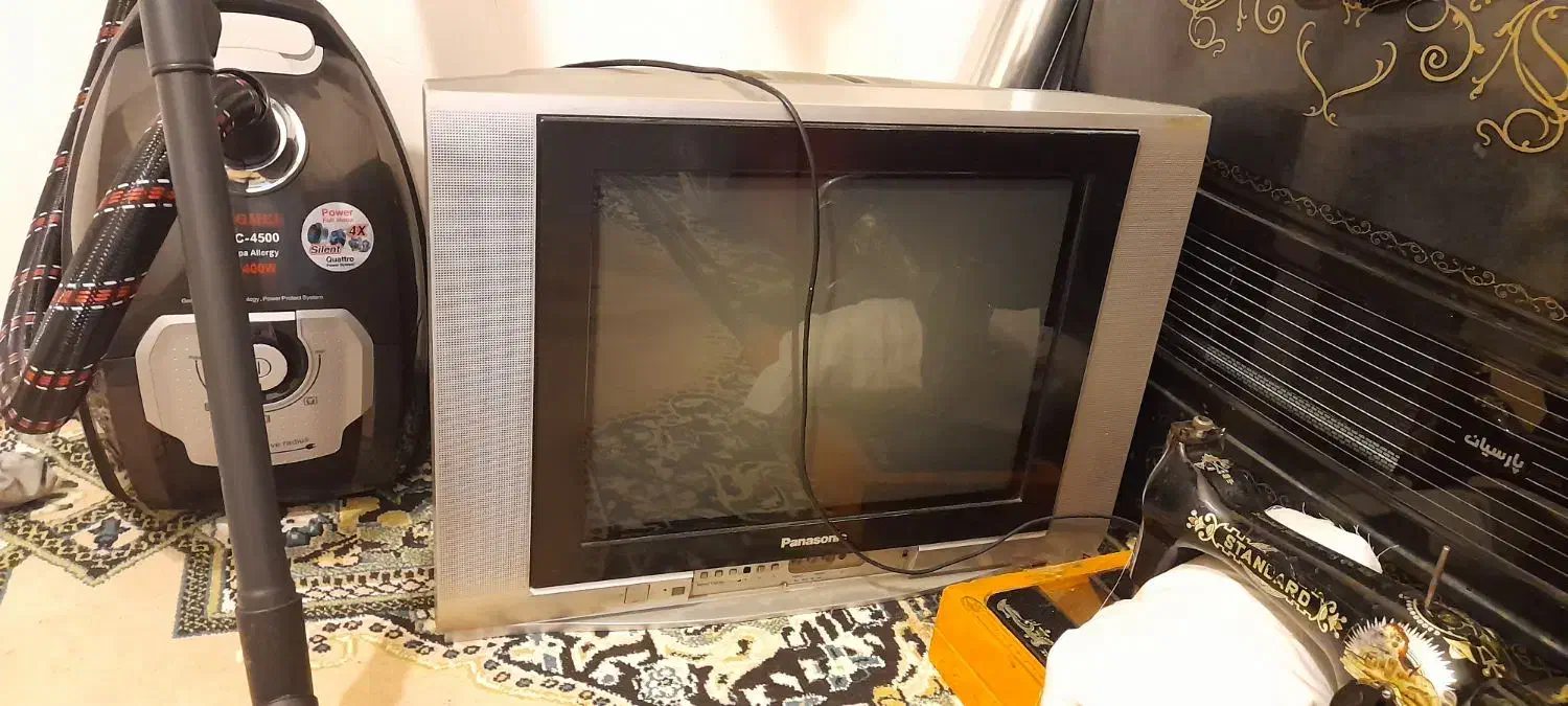 تلوزیون ۲۱ اینچ|تلویزیون و پروژکتور|بروجرد, |دیوار