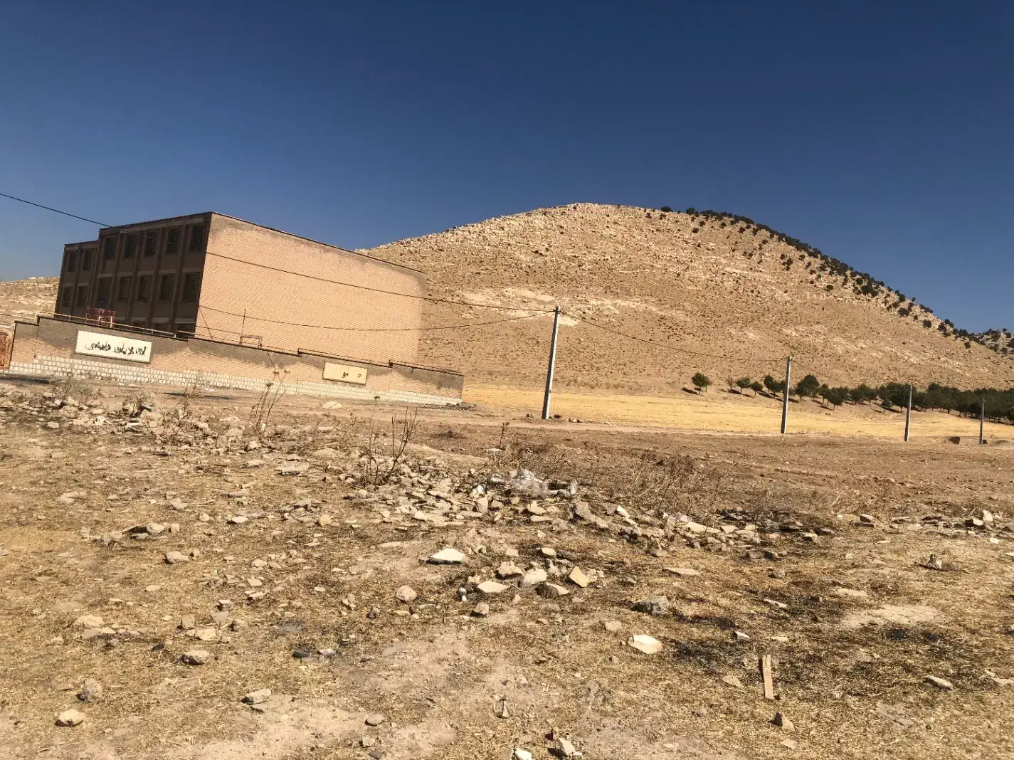 زمین  مسکونی. قولنامه‌ای ۴۰۰متر یک تیکه|فروش زمین و ملک کلنگی|اسلام‌‌آباد غرب, |دیوار