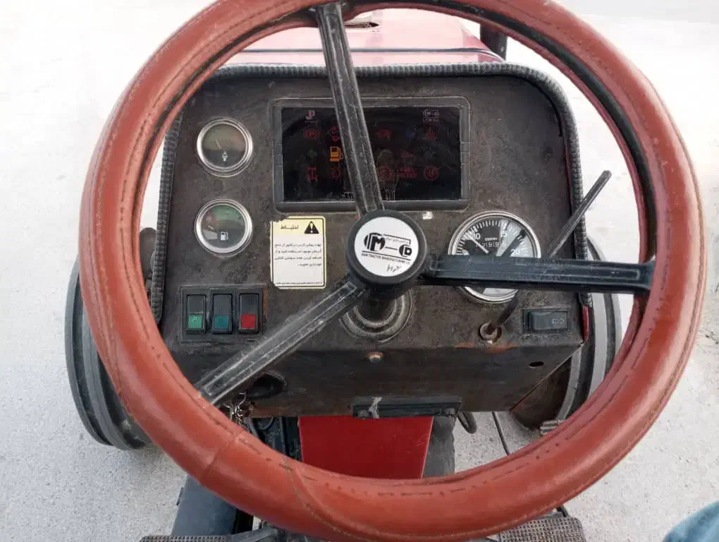 تراکتور ۲۸۵مدل ۹۲|خودرو سنگین|لار, |دیوار