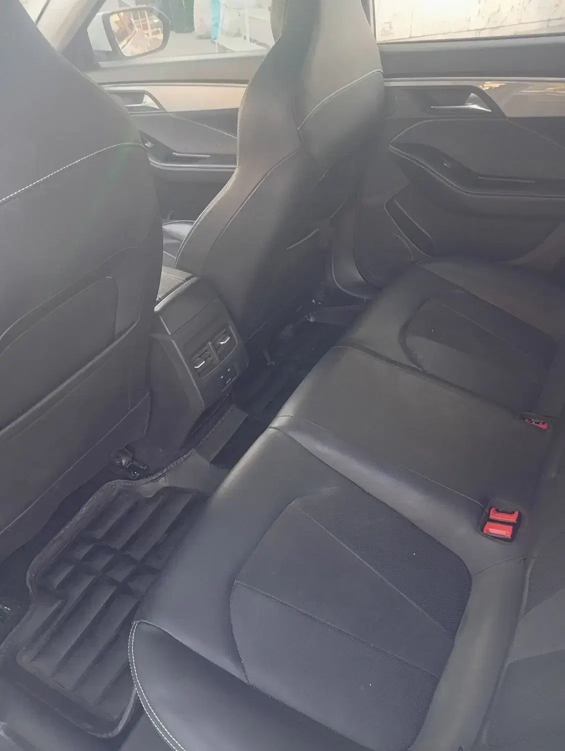 کی ام سی j7 مدل ۱۴۰۲|خودرو سواری و وانت|اصفهان, بهارستان (مخابرات)|دیوار