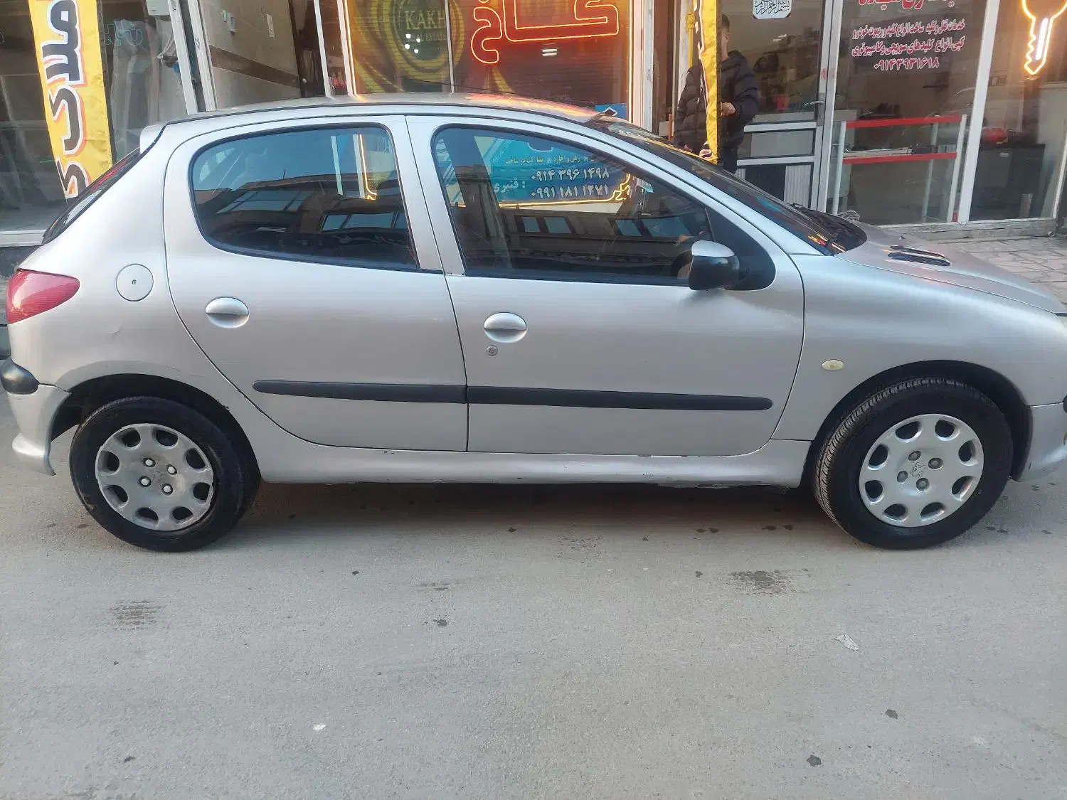 206 مدل 82 سفارشی تمام رنگ عقب جلو بدون ضربه|خودرو سواری و وانت|ارومیه, |دیوار