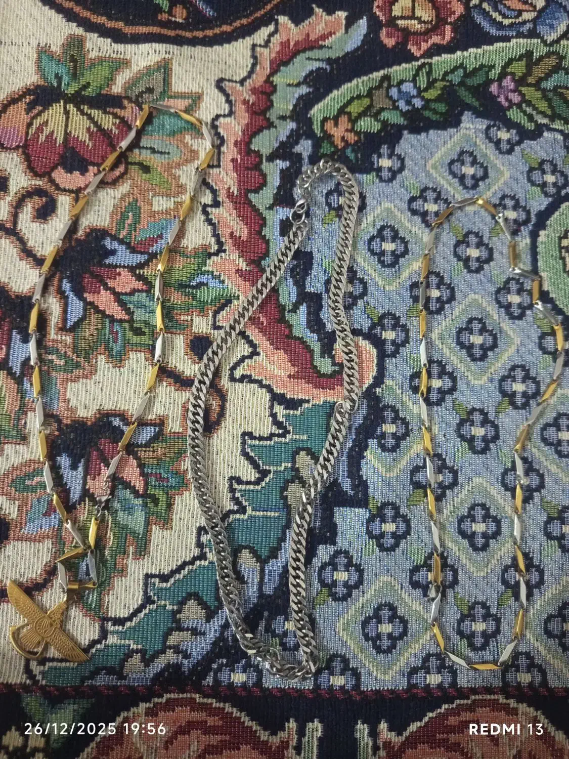 زنجیر|بدلیجات|خرم‌آباد, |دیوار