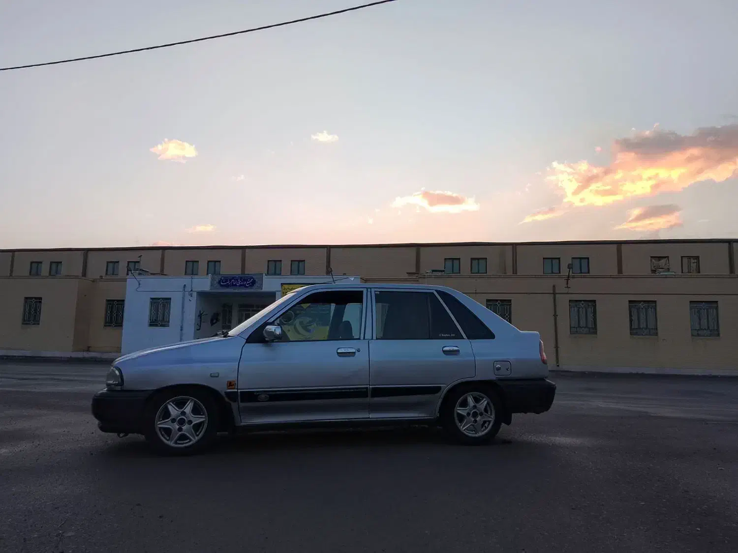 ۱۴۱ مدل ۸۷|خودرو سواری و وانت|مهریز, |دیوار