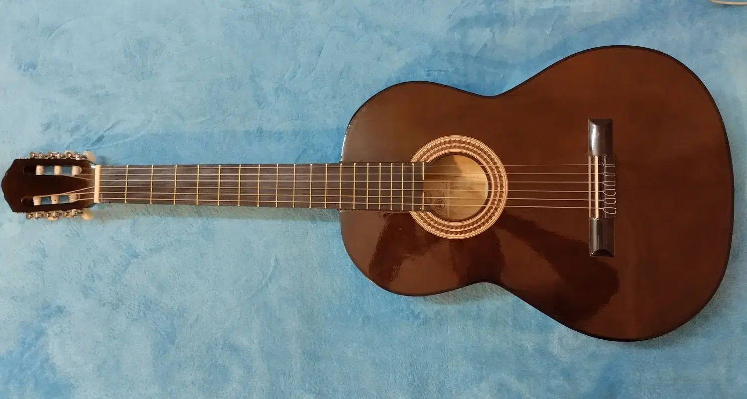 قیمت پنج میلیون تومان|گیتار، بیس، امپلیفایر|خمین, |دیوار