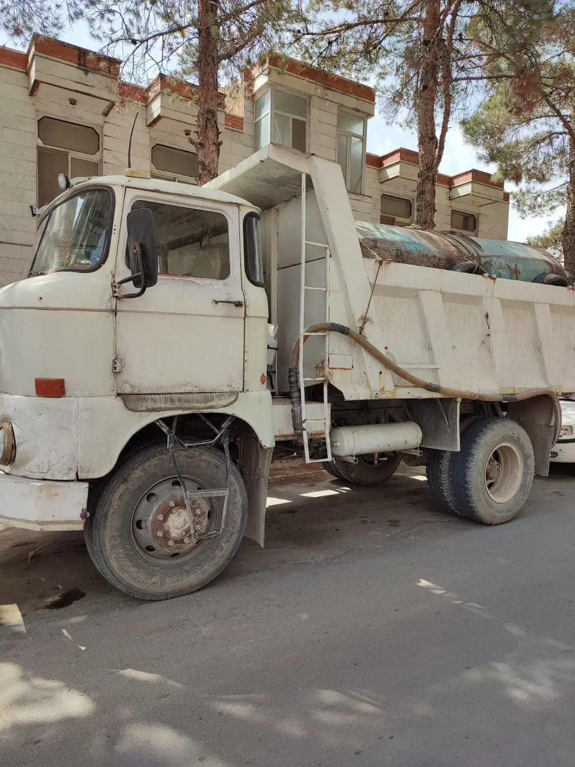 حمل اب|خدمات حمل و نقل|اسفراین, |دیوار