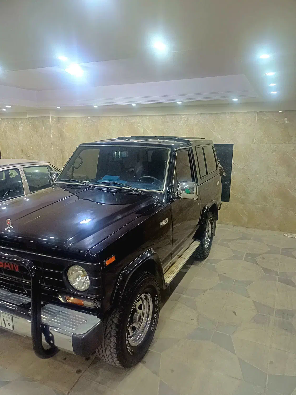 نیسان پاترول دو در چهار سیلندر مشکی|خودرو سواری و وانت|تهران, ائمه اطهار|دیوار