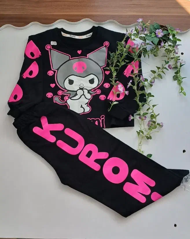 لباس جدید پسرانه ودخترانه|کفش و لباس بچه|بروجرد, |دیوار