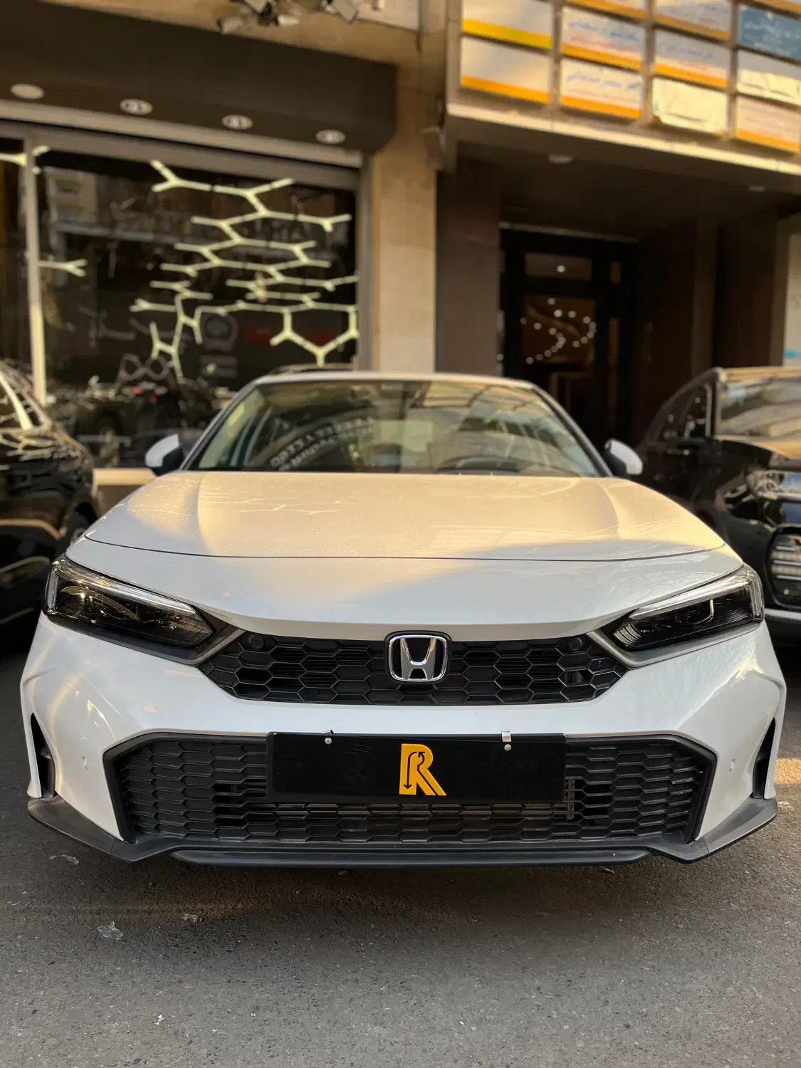 هوندا سیویک سفید صدفی ۲۰۲۵ صفر|خودرو سواری و وانت|تهران, زعفرانیه|دیوار