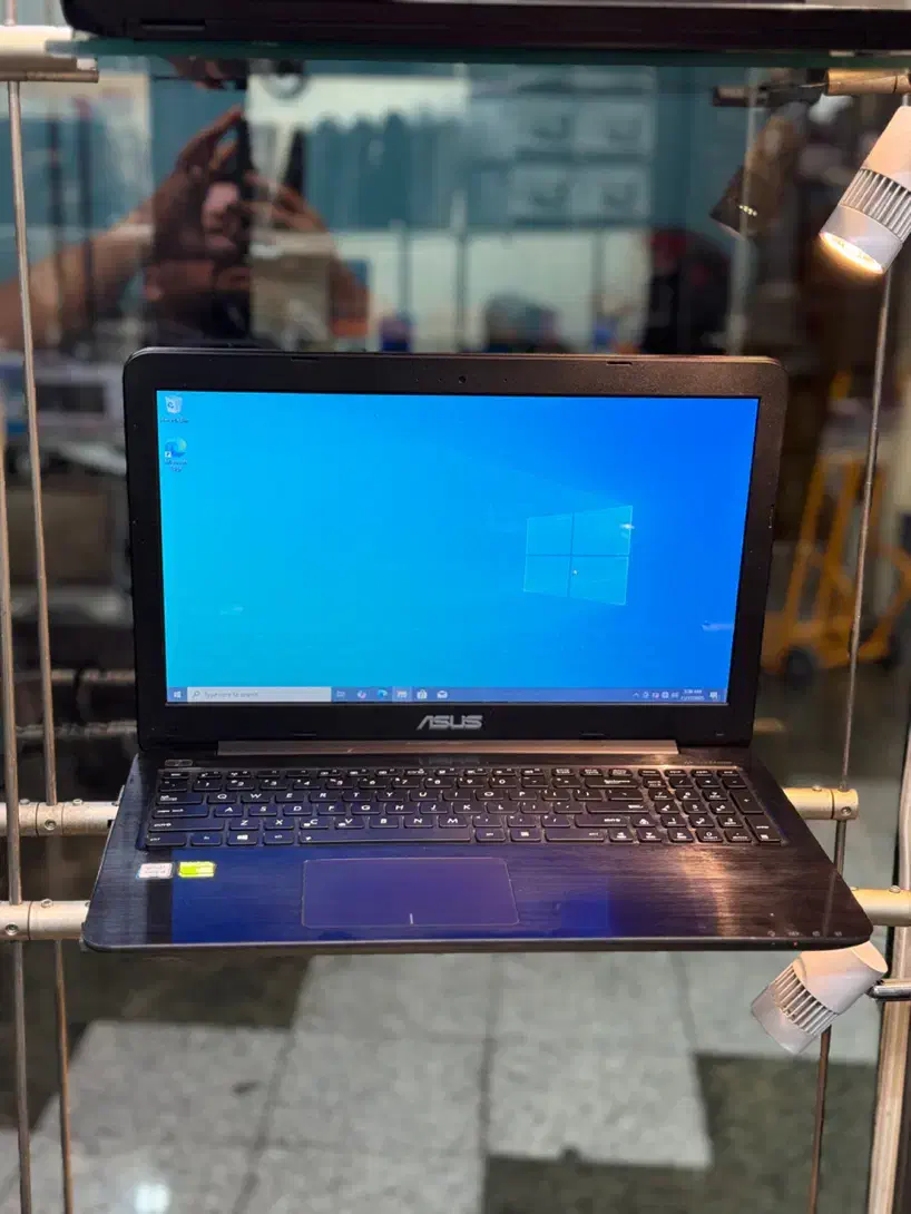 لپ تاپ ایسوس  i5 نسل ۶ با دو گیگ گرافیک|رایانه همراه|تهران, فلسطین (میدان انقلاب)|دیوار