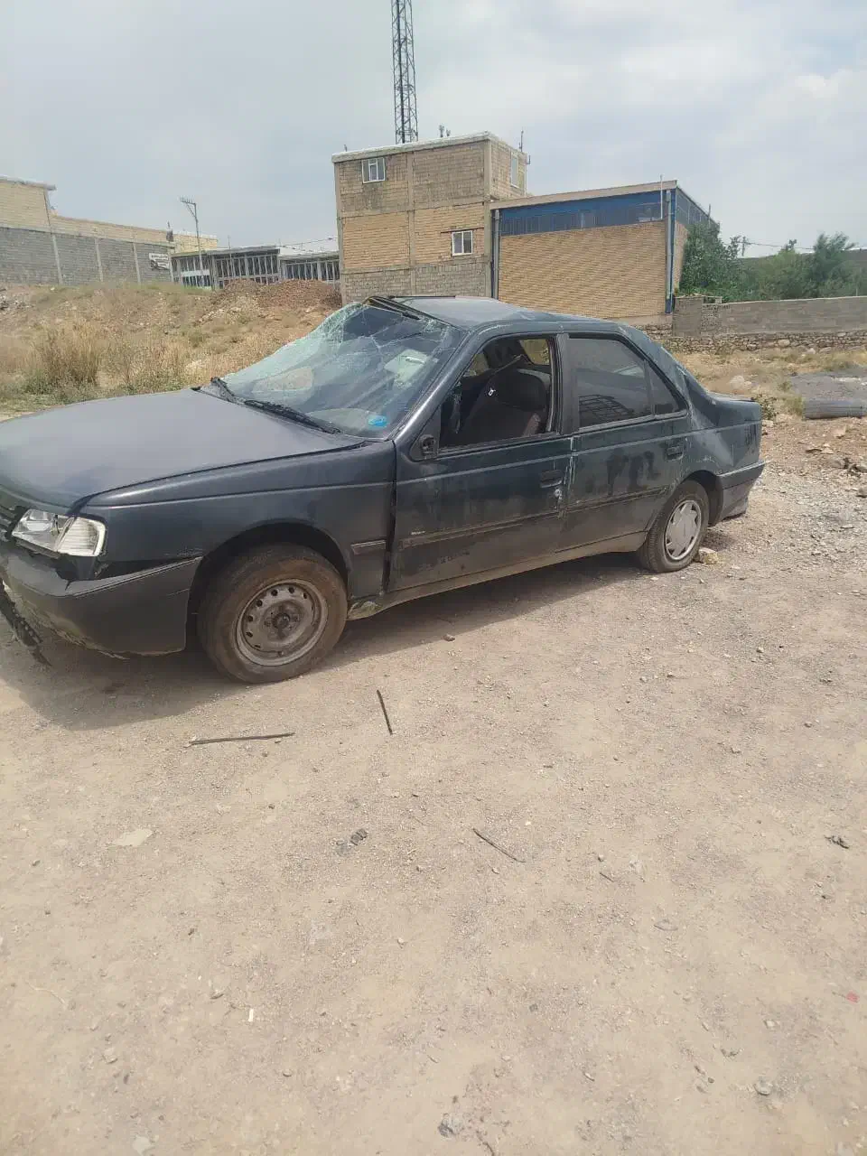 خرید خودرو فرسوده تا ۷۰ میلیون|خودرو سواری و وانت|داران, |دیوار