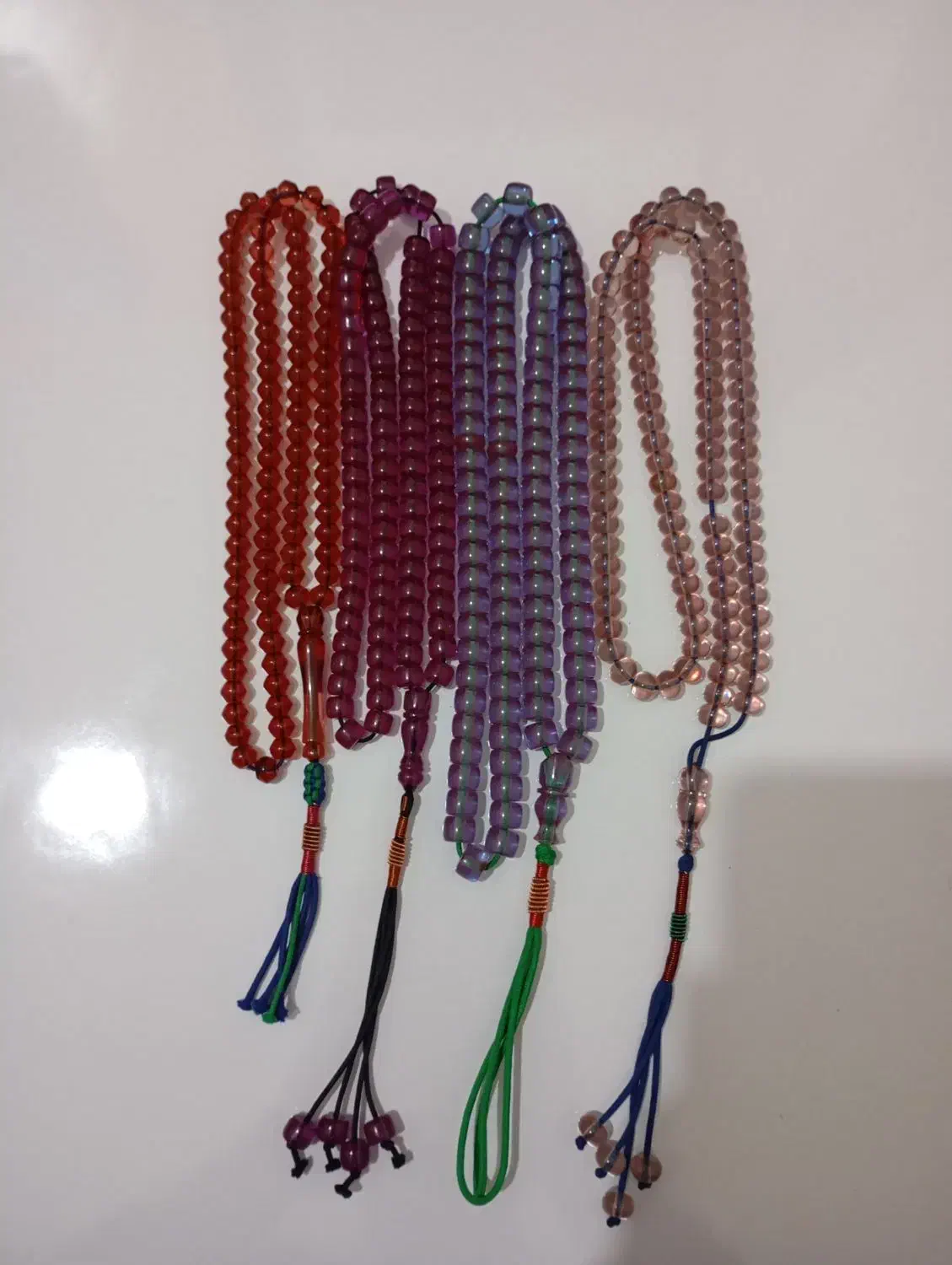 تسبیح سندلوس|کلکسیون اشیاء عتیقه|زنجان, |دیوار