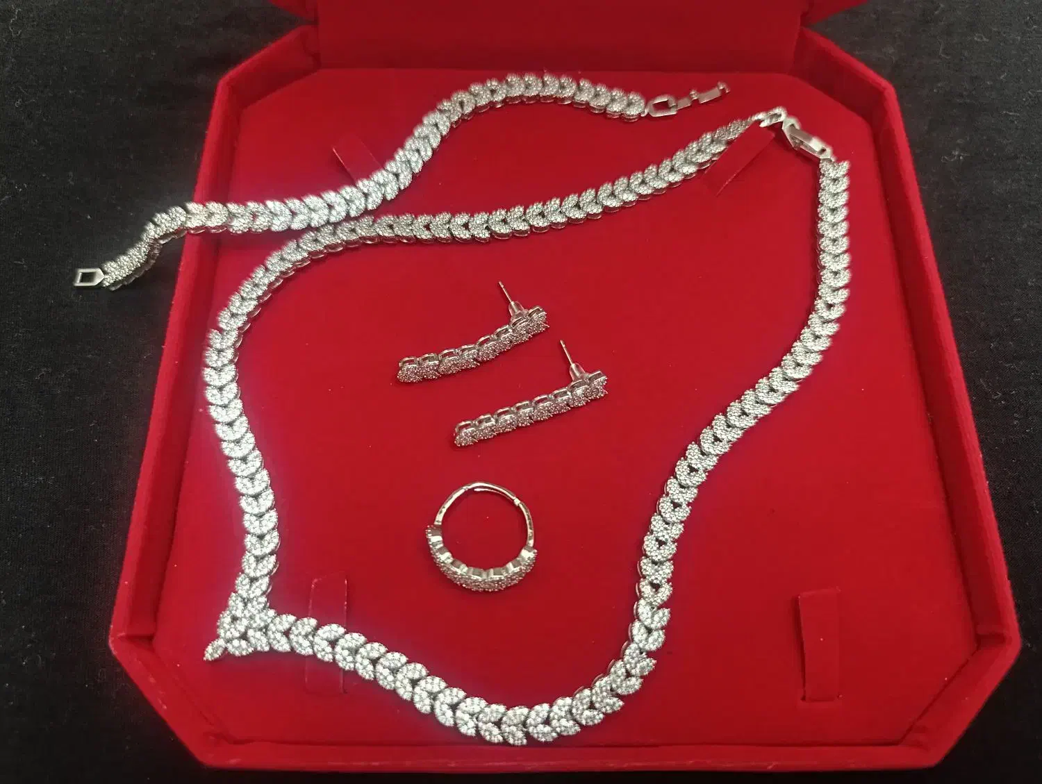 ست کامل زیورآلات بدل رنگ ثابت مشابه طرح جواهر|بدلیجات|پاکدشت, پاکدشت (مامازند)|دیوار