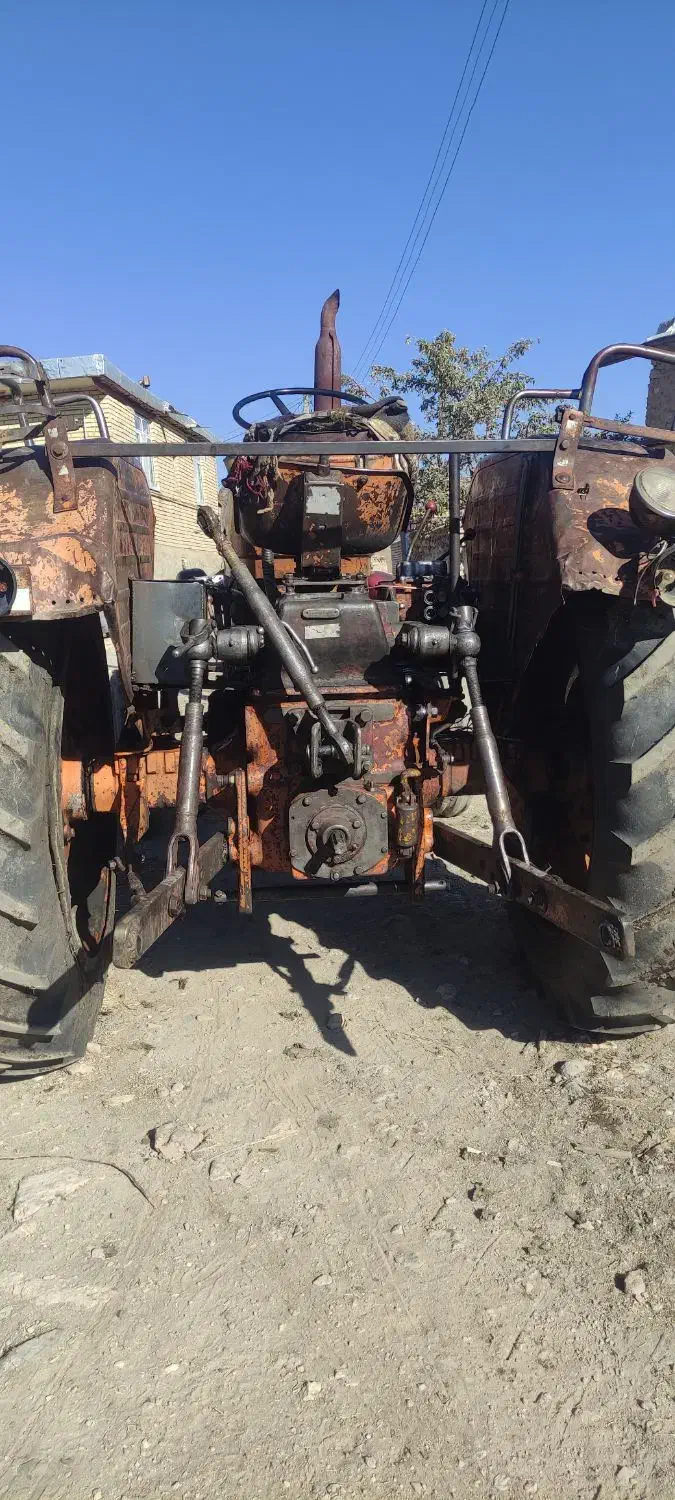 تراکتور رومانی|خودرو سنگین|تخت سلیمان, |دیوار