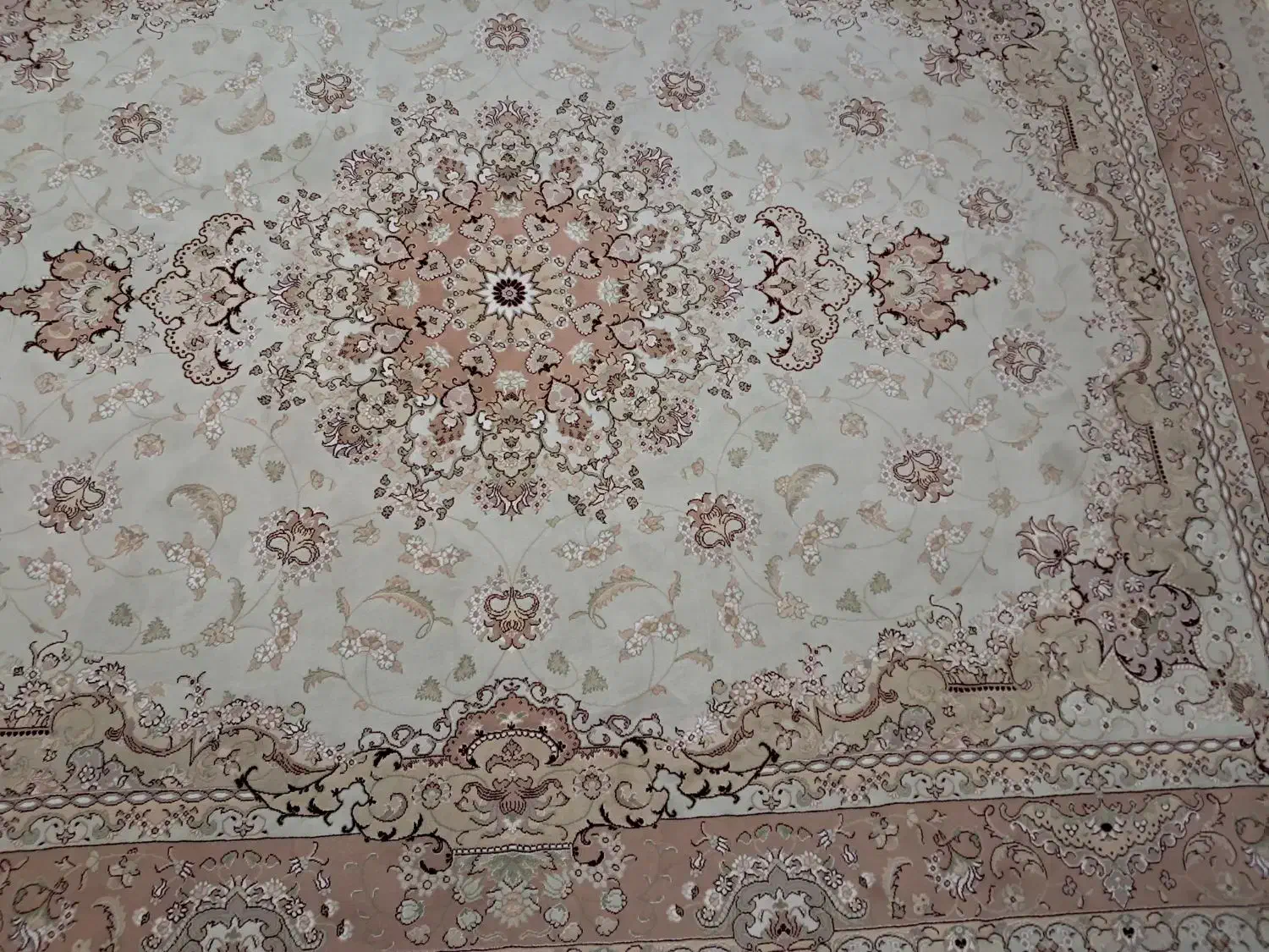 فروش 2 تخته فرش 6 متری و یک تخته 9 متری|فرش|محمدشهر, سیدآباد|دیوار