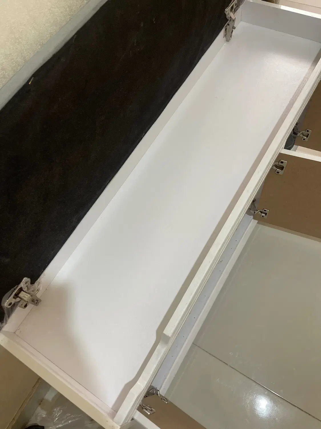 جاکفشی|جاکفشی، کمد، دراور|گرمدره, |دیوار