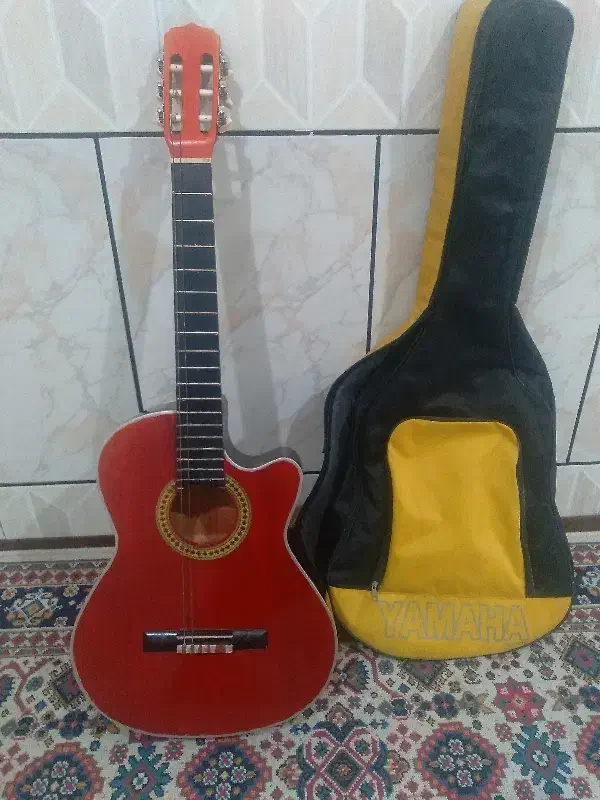 گیتار دست ساز|گیتار، بیس، امپلیفایر|فرخ‌شهر, |دیوار