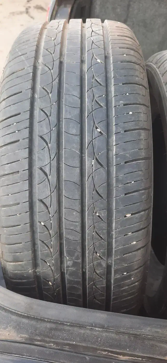 لاستیک چینی مارک هیلو دوحلقه۲۰۵/۶۰/۱۴|قطعات یدکی و لوازم جانبی|اردبیل, |دیوار