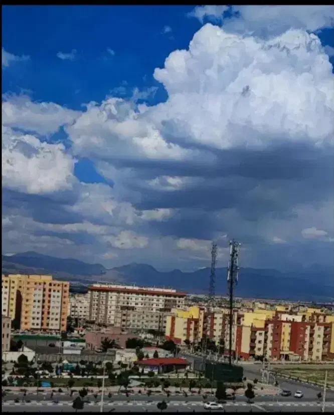 آپارتمان خوش نقشه|فروش آپارتمان|چهارباغ, |دیوار