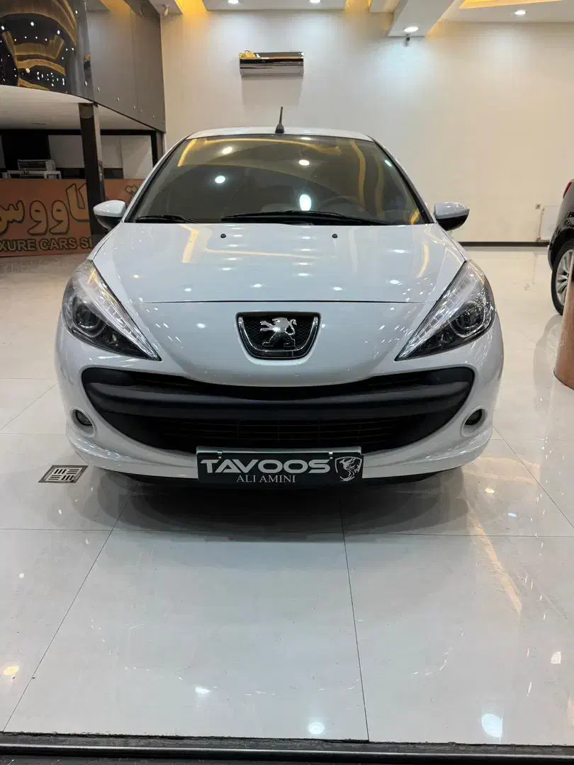 پژو207(اتوطاووس) اتومات فلز 1403|خودرو سواری و وانت|اصفهان, مشکین|دیوار