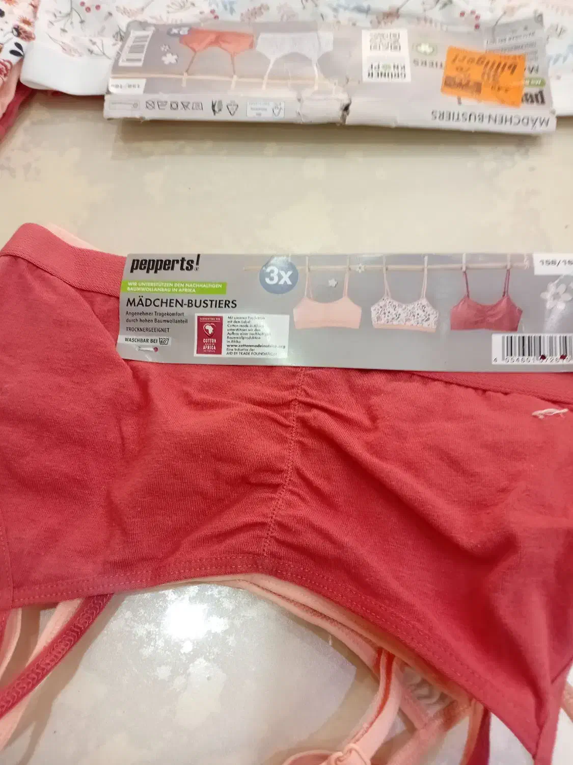 شورت و نیم تنه بچگانه|حراج|تهران, شهرک ولیعصر شمالی|دیوار