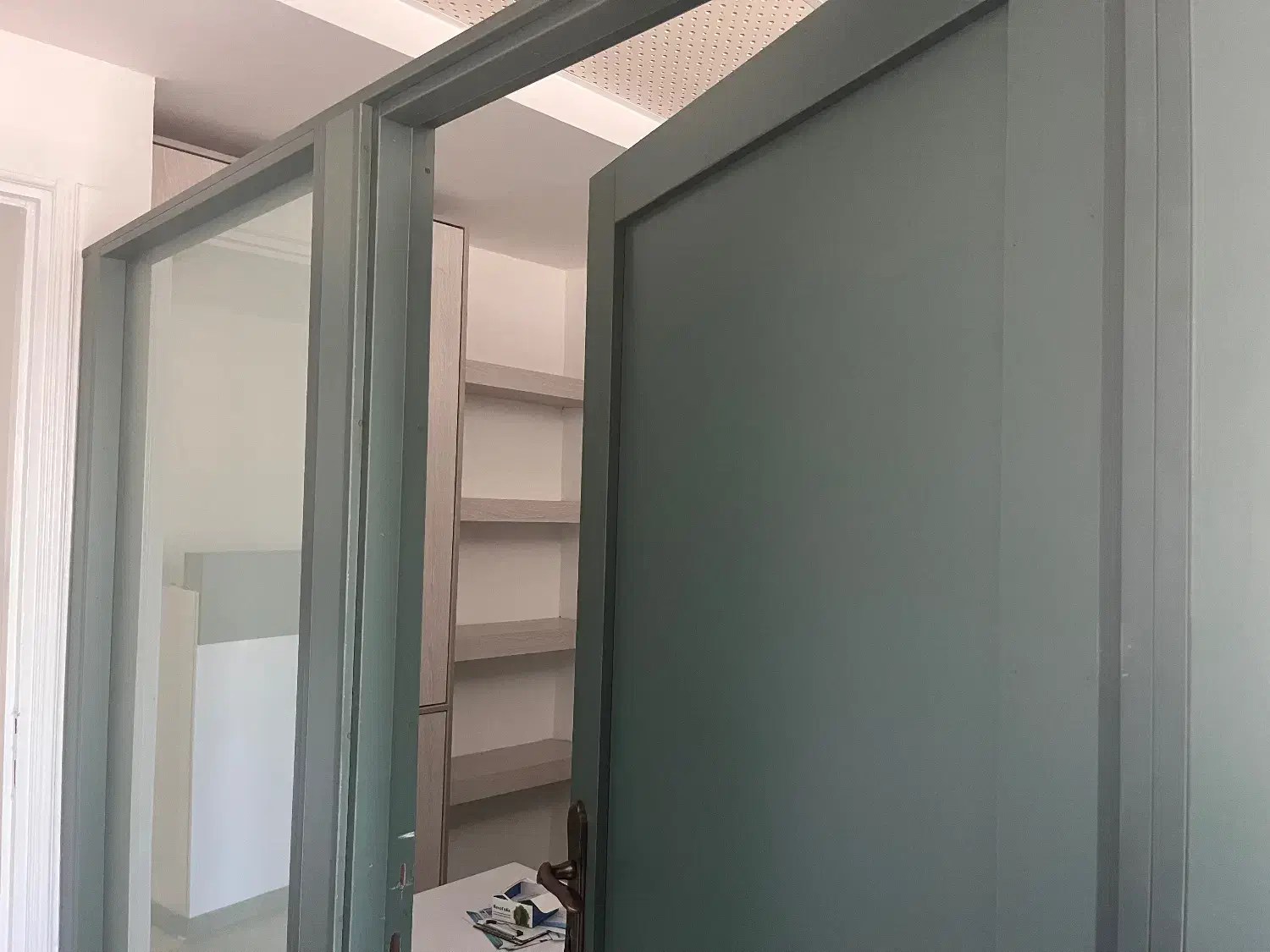 پارتیشن MDF شیشه‌ای نو، ۷.۵ متر|دفتر کار|بابل, |دیوار