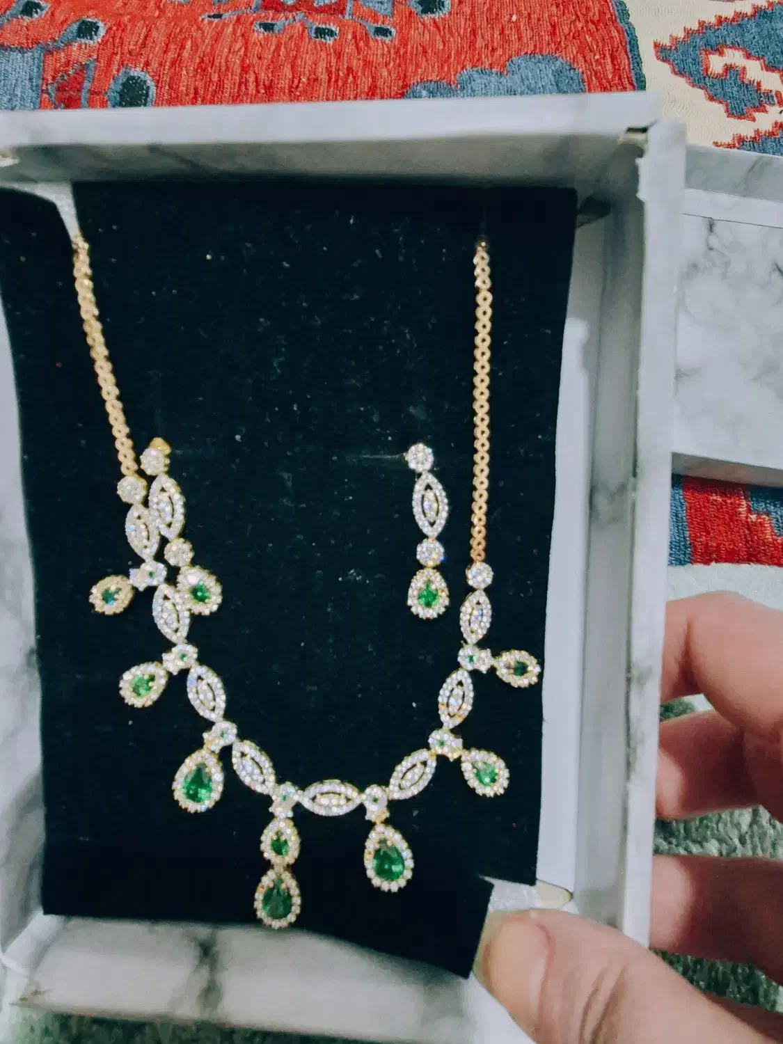 سرویس طلا نو|جواهرات|رشت, پیله داربن|دیوار