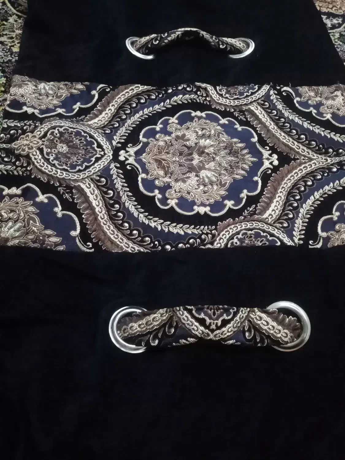 رو بالش|رختخواب، بالش، پتو|ارومیه, |دیوار