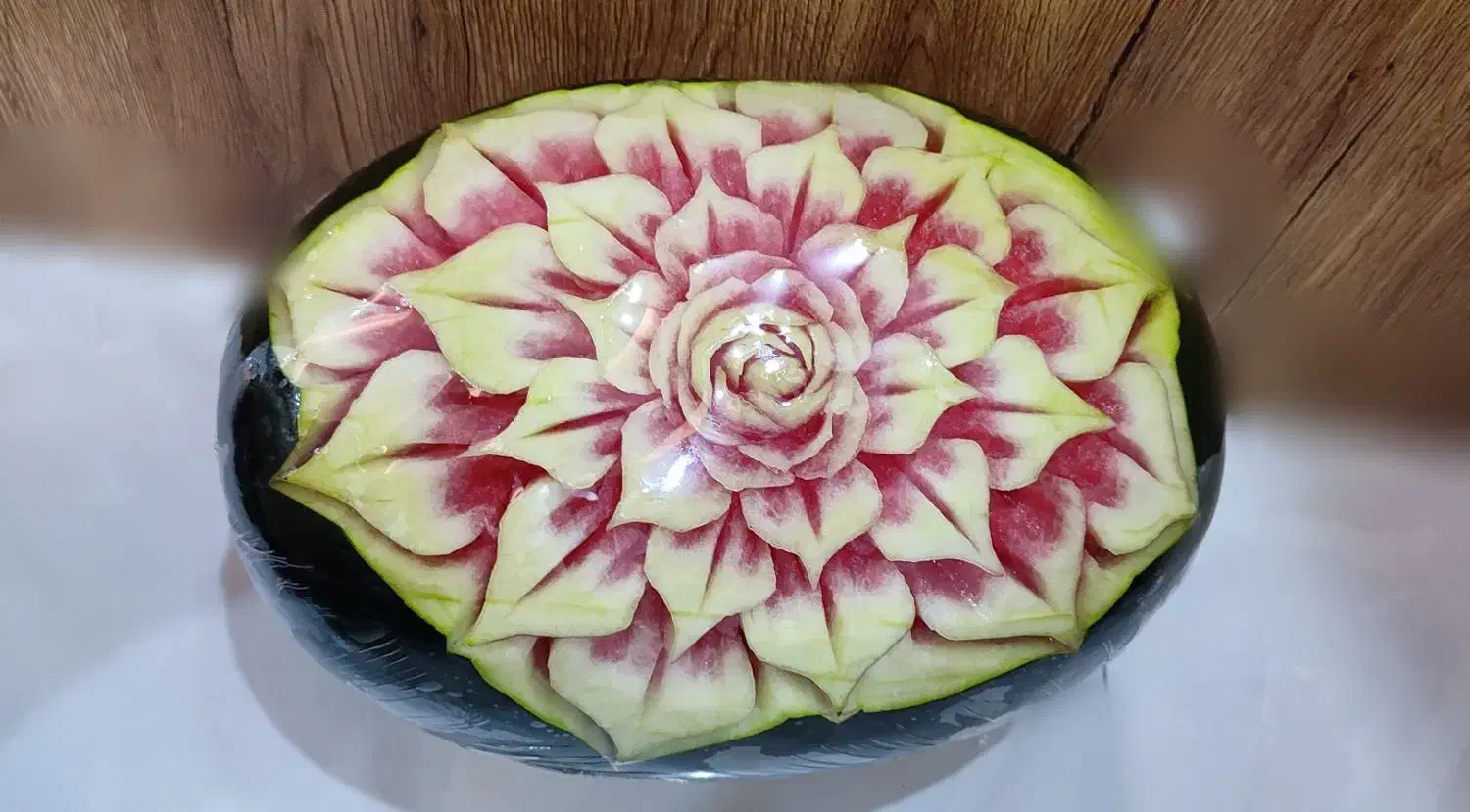 میوه آرایی. گل آرایی وحکاکی هندوانه و کدو|خدمات پذیرایی، مراسم|الوند, |دیوار