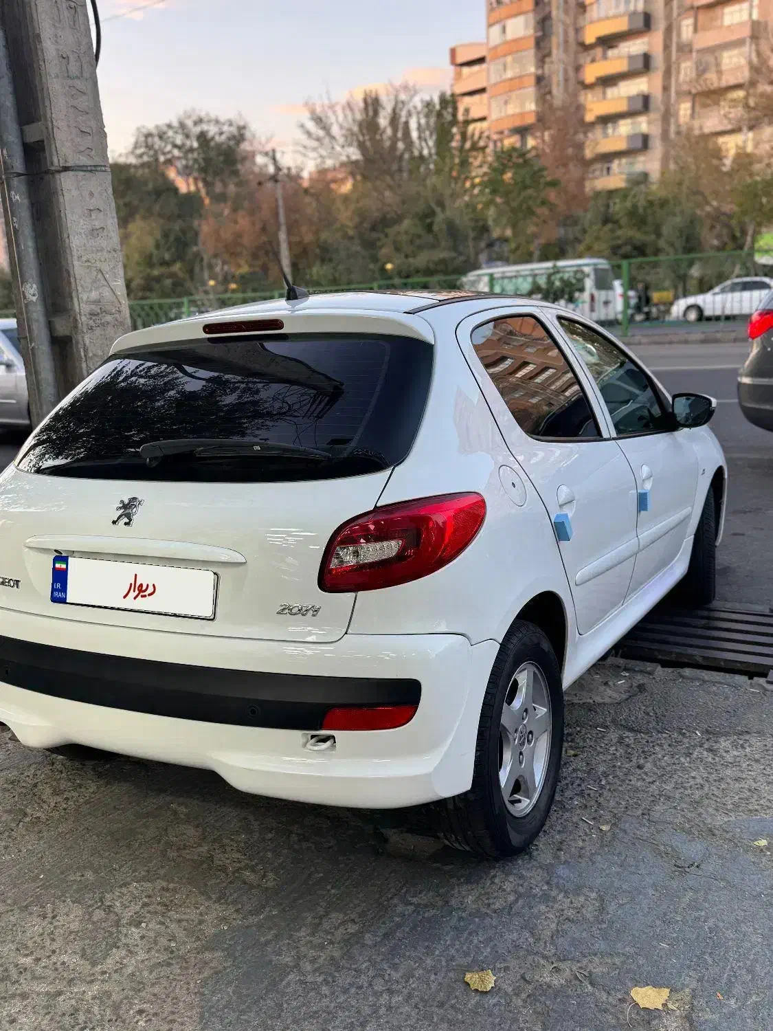 207 پاناروما|خودرو سواری و وانت|تبریز, |دیوار