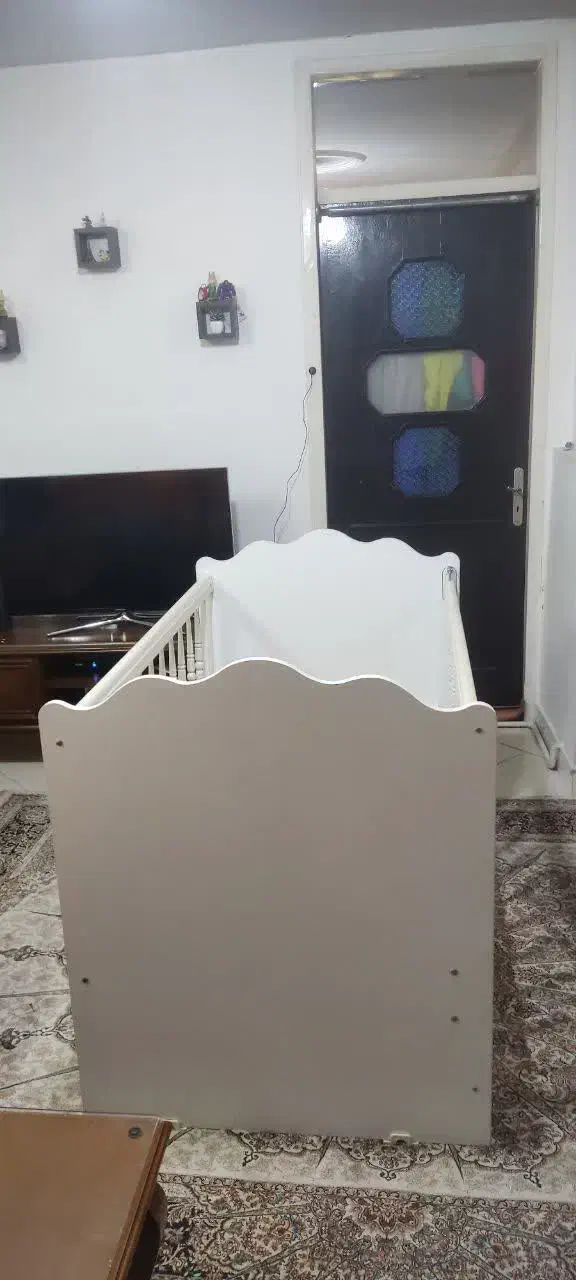 تخت کودک|تخت و صندلی بچه|تهران, علم و صنعت|دیوار