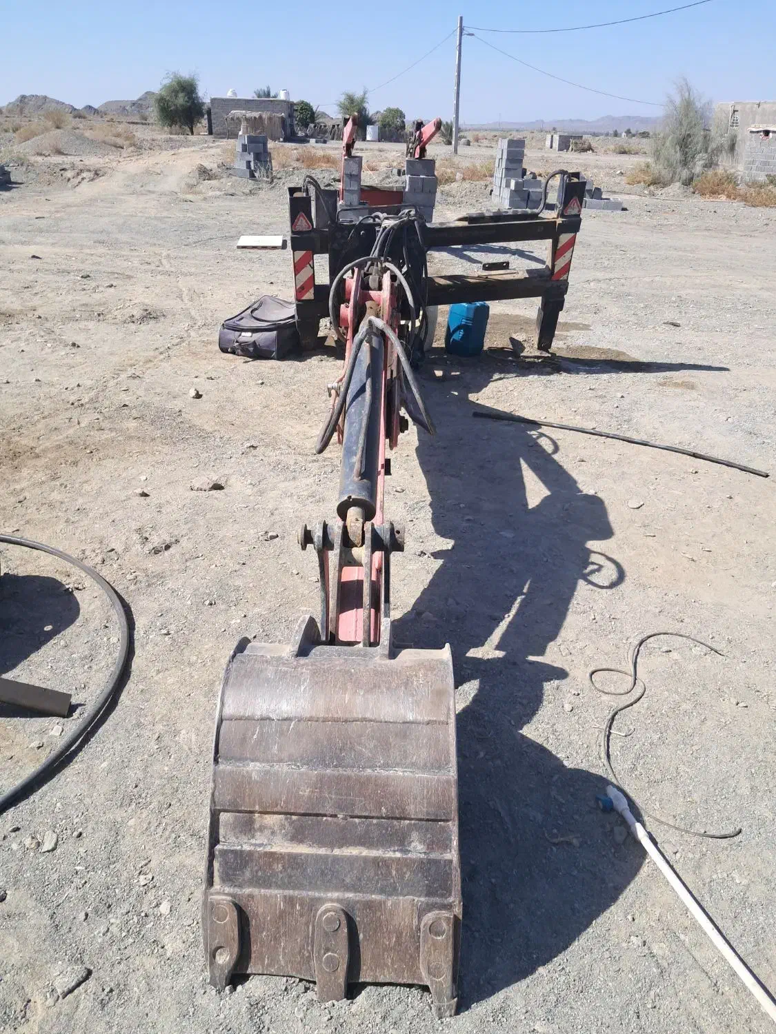 بیل لودر و بیل مکانیکی تراکتوری نصب روی تراکتور|ماشینآلات صنعتی|کهنوج, |دیوار