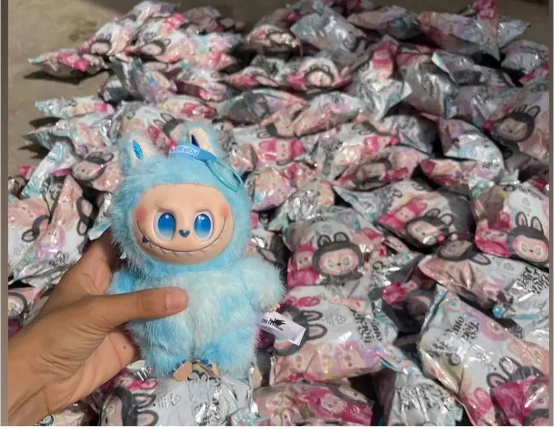 عروسک لبوبو اورجینال|اسباب‌‌بازی|پردیس, فاز ۵|دیوار