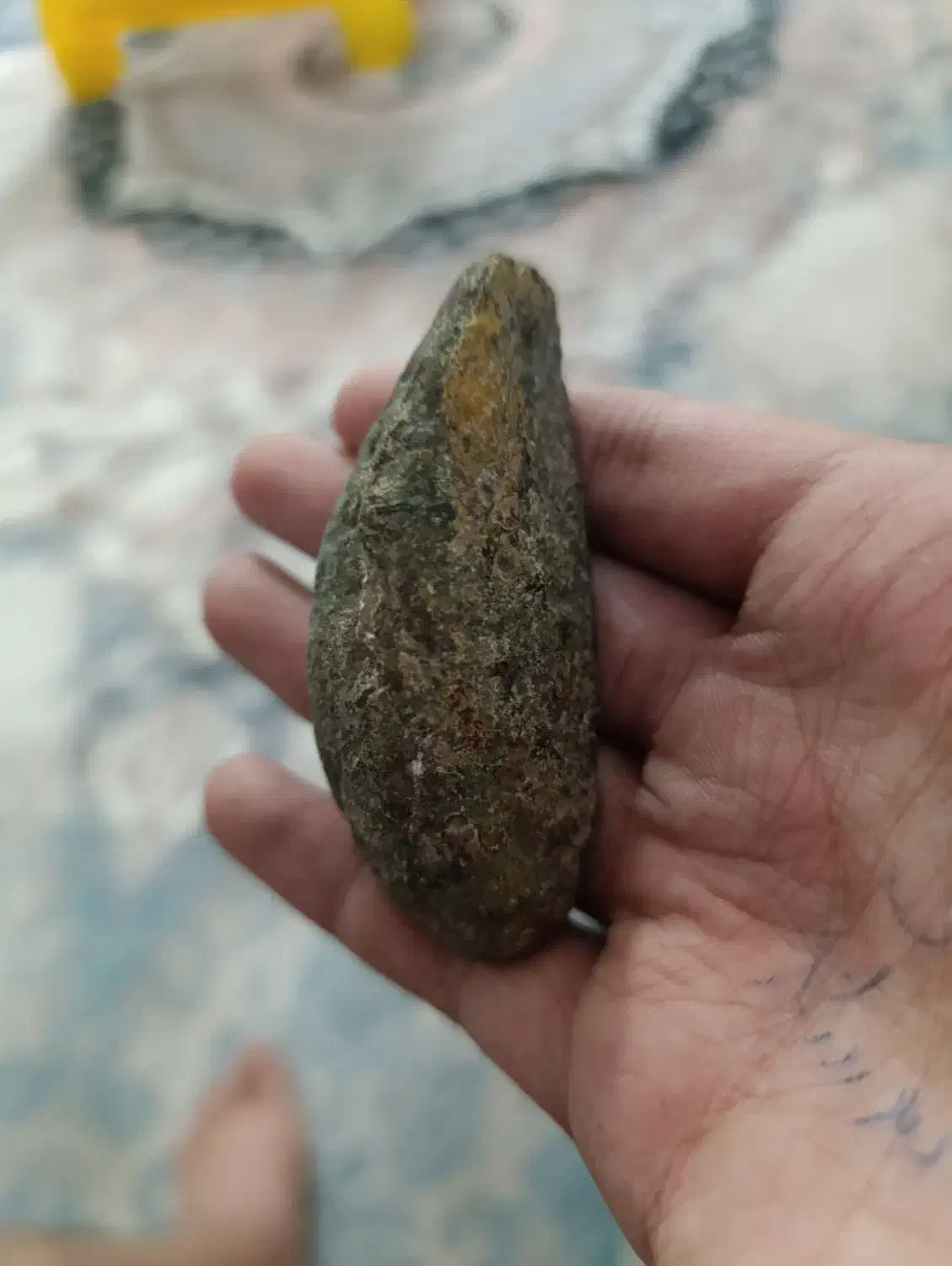 سنگ عقیق آبی مناسب برای تزیینی و نگین انگشتر سازی|جواهرات|رفسنجان, |دیوار