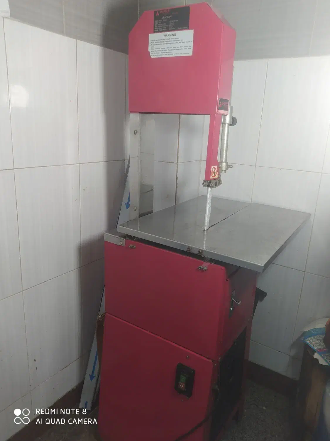 اره استخوان بر ایستاده محک|ماشینآلات صنعتی|رشت, چله خانه|دیوار