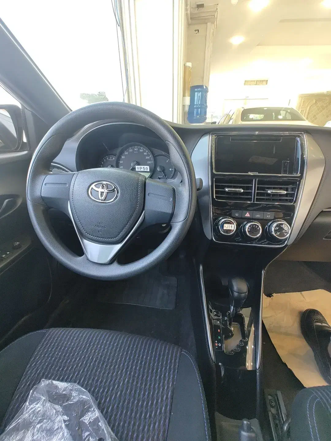 یاریس ۲۰۲۴ صفر / گذرموقت و پلاک دائم /اتو هامان|خودرو سواری و وانت|کیش, |دیوار