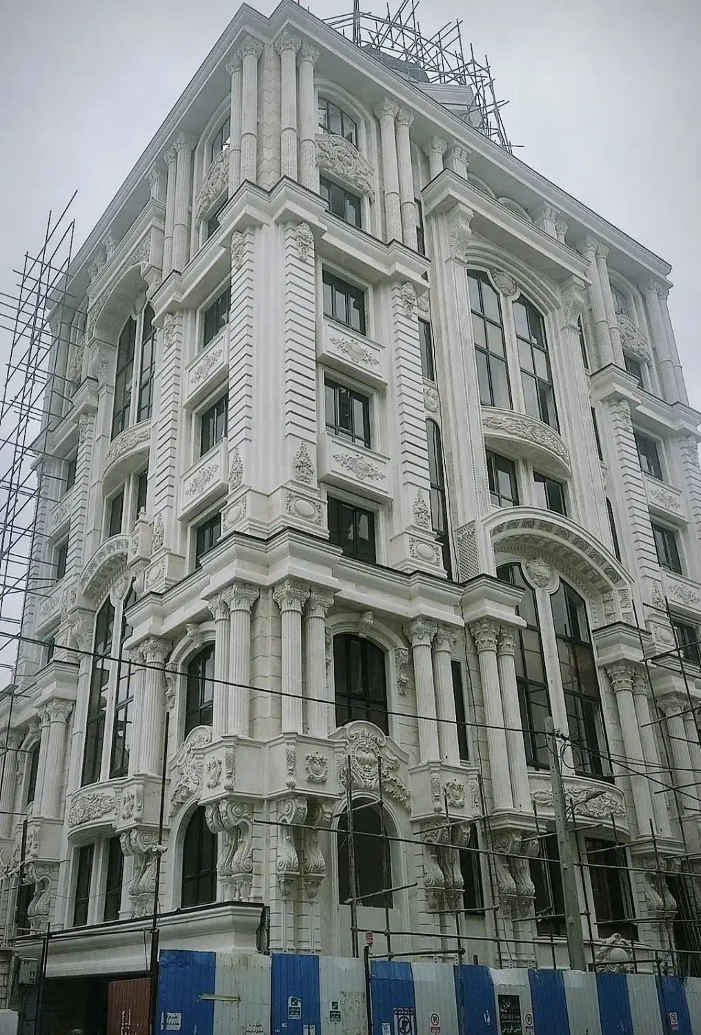 چهارراه مهدیه پیش فروش ۱۲۰متر تکواحدی دوبر نور|پیشفروش املاک|ملایر, |دیوار