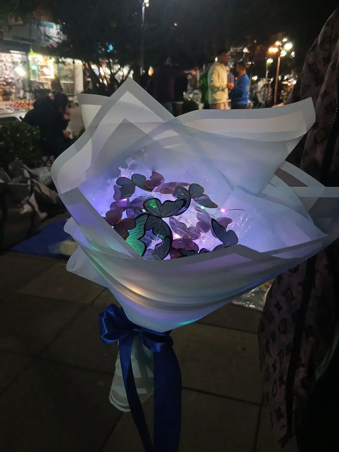 گل جاودان|گل مصنوعی|رشت, تازه آباد|دیوار