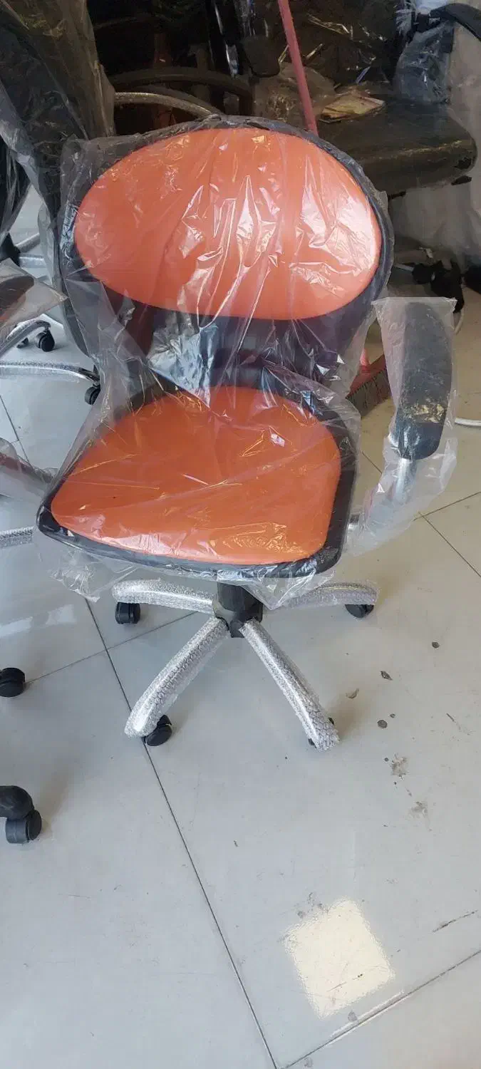 //حراج بزرگ صندلی‌های اداری و کنفرانسی++|حراج|مشهد, محمدآباد|دیوار